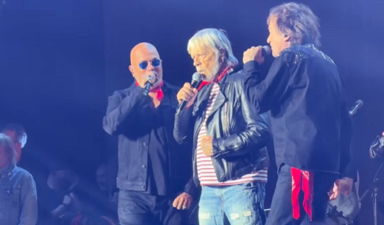 Pascal c�l�bre 50 ans de Renaud